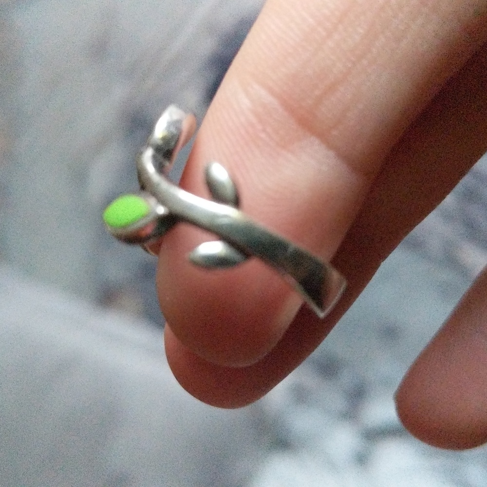 Silver Leaf Ring - image 3